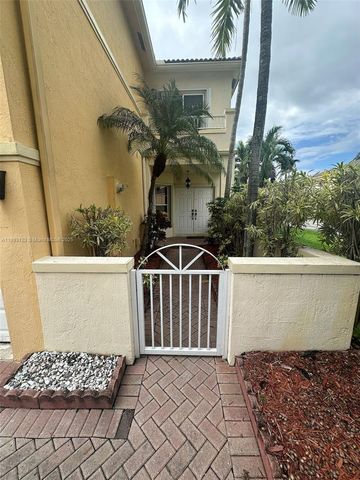 5486 NW 112th Path, Doral, FL 33178