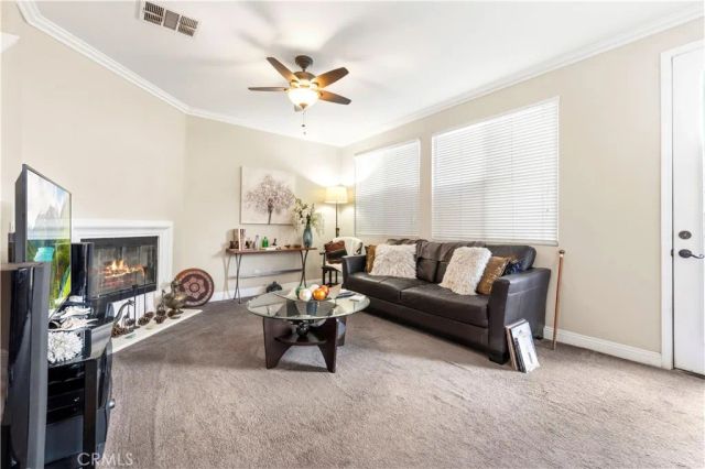 19527 Opal lane, Saugus, CA 91350