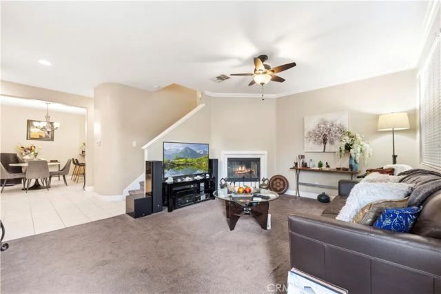 19527 Opal lane, Saugus, CA 91350
