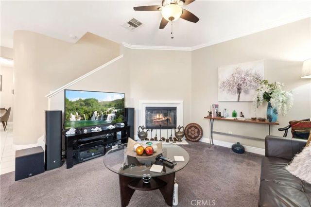 19527 Opal lane, Saugus, CA 91350
