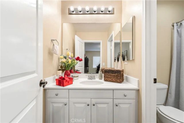 19527 Opal lane, Saugus, CA 91350