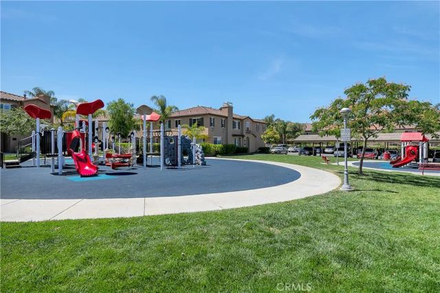 19527 Opal lane, Saugus, CA 91350