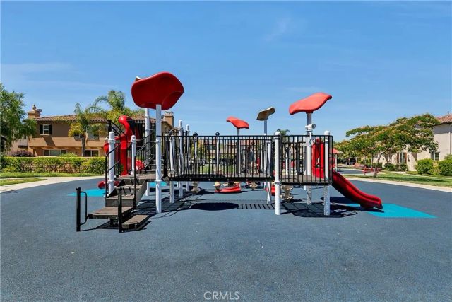 19527 Opal lane, Saugus, CA 91350