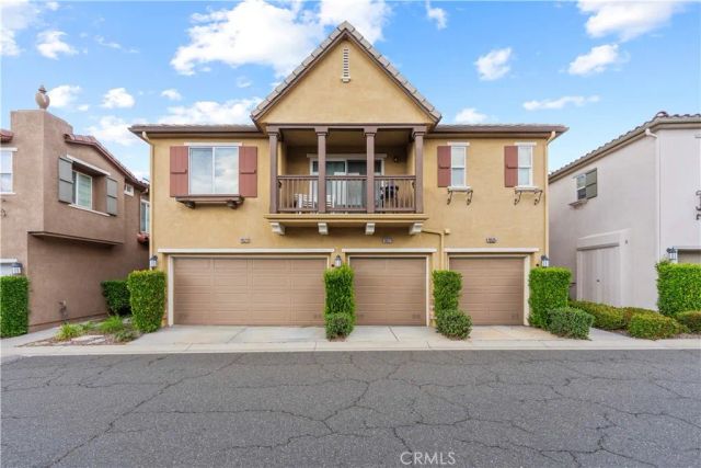 19527 Opal lane, Saugus, CA 91350