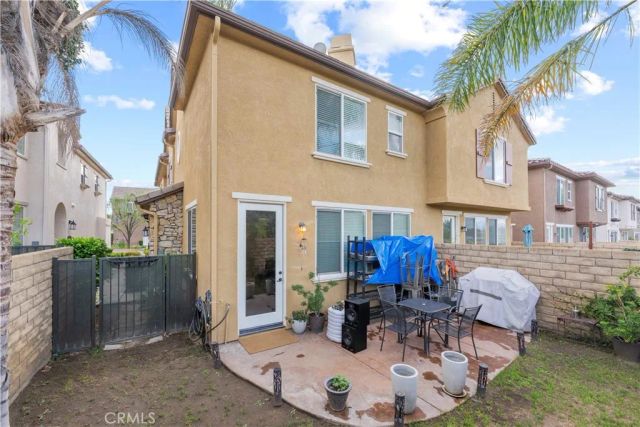19527 Opal lane, Saugus, CA 91350