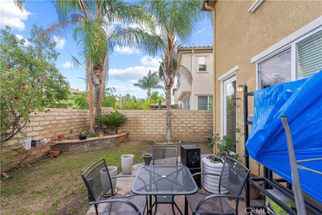 19527 Opal lane, Saugus, CA 91350