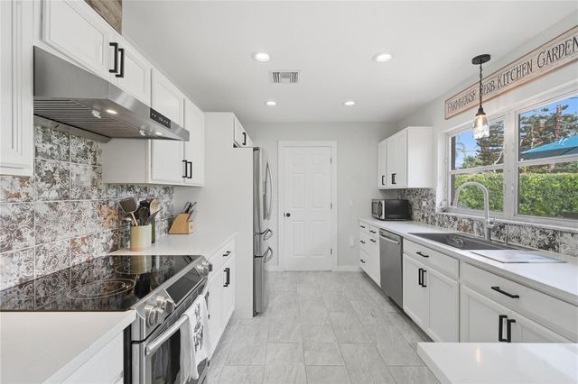 2817 FLOWERTREE ROAD, Orlando, FL 32812