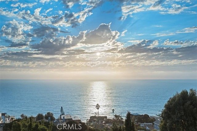 31962 Sunset, Laguna Beach, CA 92651