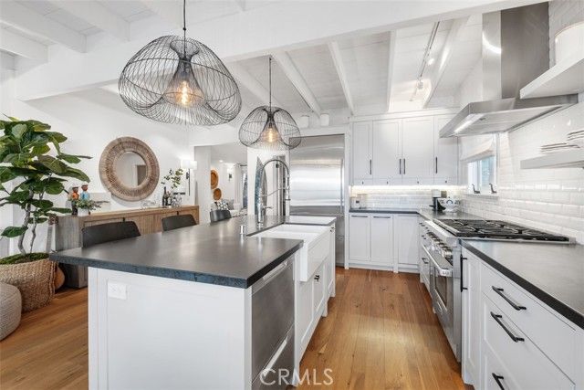 31962 Sunset, Laguna Beach, CA 92651