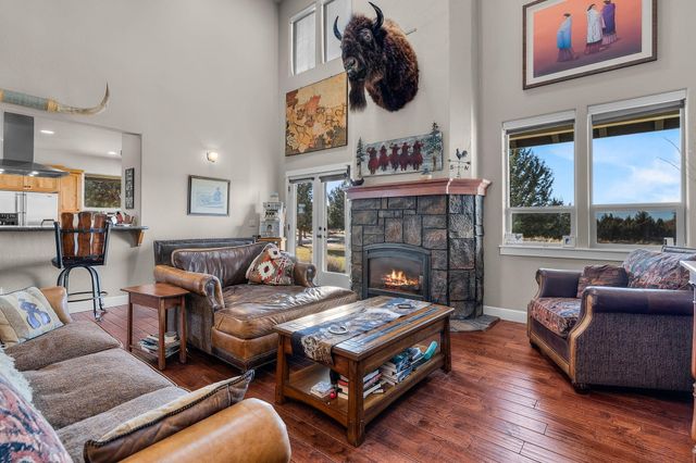 9001 SW Desert Sage Lane, Powell Butte, OR 97753