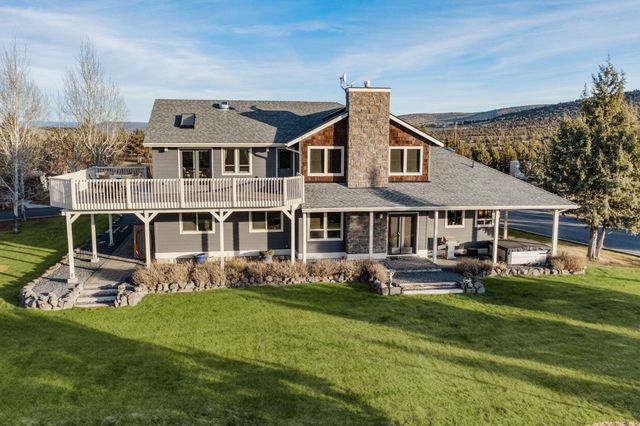 9001 SW Desert Sage Lane, Powell Butte, OR 97753