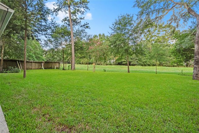 33 Split Rock Court, The Woodlands, TX 77381