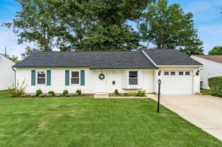 352 Amesbury Drive, Gahanna, OH 43230