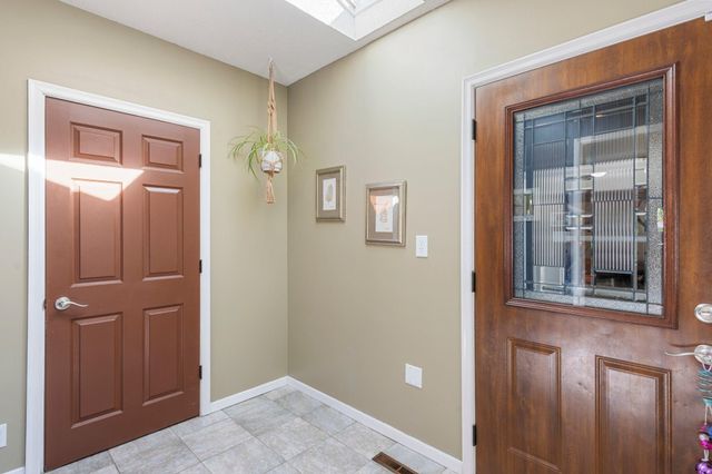 2508 W 140th Street, Burnsville, MN 55337