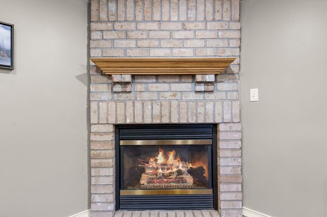 2508 W 140th Street, Burnsville, MN 55337