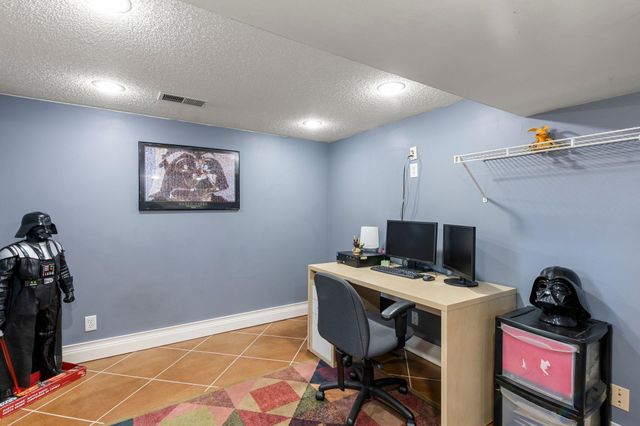 2508 W 140th Street, Burnsville, MN 55337