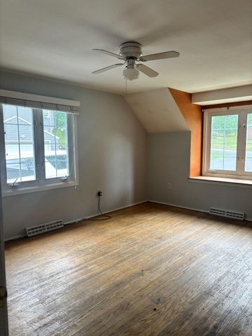 4400 E YATES RD, Bensalem, PA 19020
