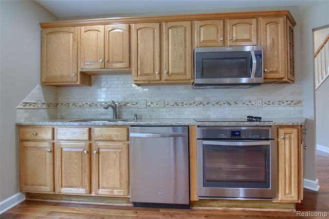 505 Willow Drive 26, South Lyon, MI 48178