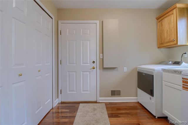 505 Willow Drive 26, South Lyon, MI 48178