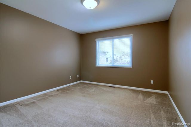 505 Willow Drive 26, South Lyon, MI 48178