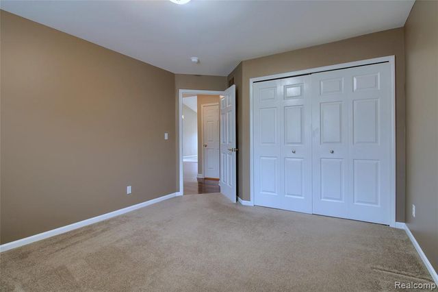 505 Willow Drive 26, South Lyon, MI 48178
