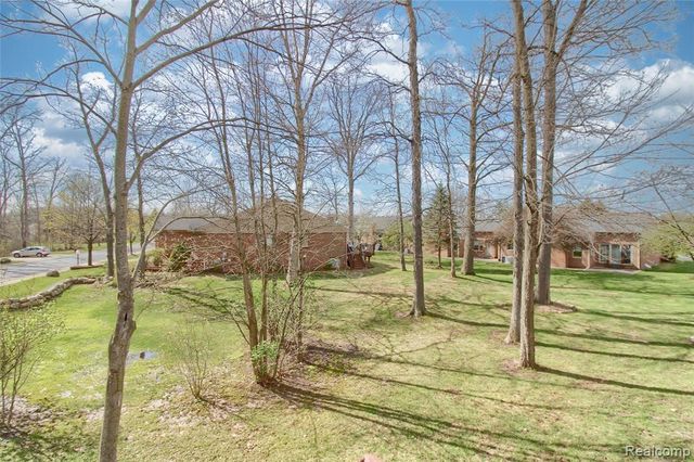 505 Willow Drive 26, South Lyon, MI 48178