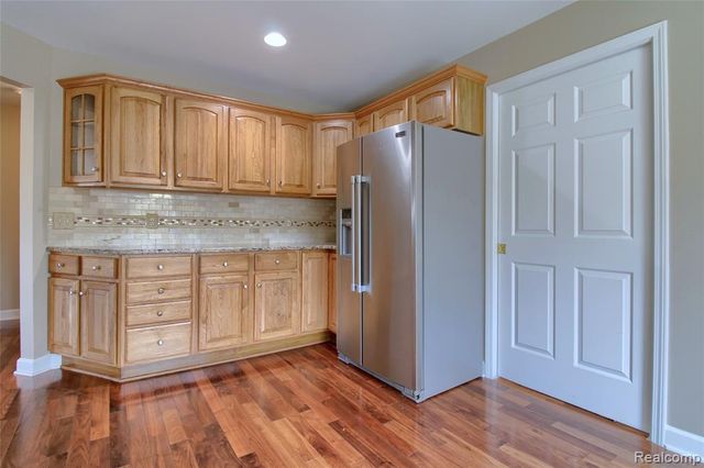 505 Willow Drive 26, South Lyon, MI 48178