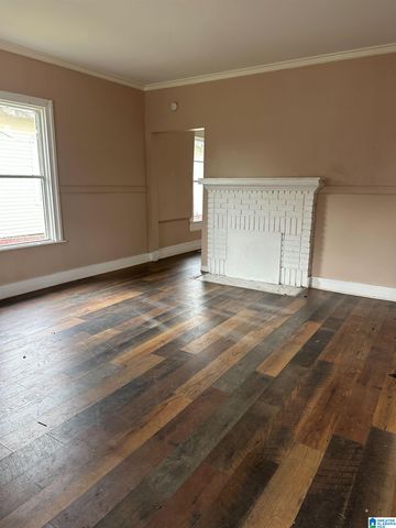 1304 AVENUE G, Birmingham, AL 35218