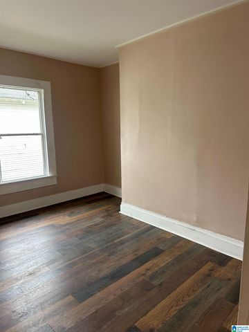 1304 AVENUE G, Birmingham, AL 35218