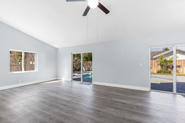 8209 SW 12th Street, North Lauderdale, FL 33068