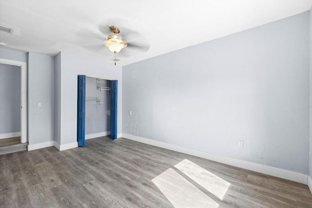 8209 SW 12th Street, North Lauderdale, FL 33068