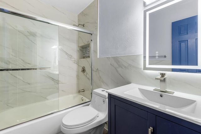 8209 SW 12th Street, North Lauderdale, FL 33068