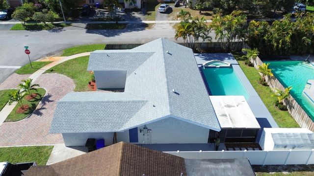 8209 SW 12th Street, North Lauderdale, FL 33068