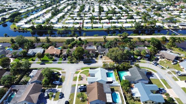 8209 SW 12th Street, North Lauderdale, FL 33068