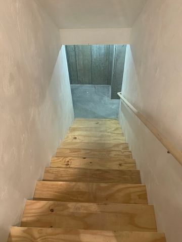 66 Cross Ave, Brockton, MA 02301