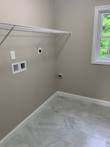 66 Cross Ave, Brockton, MA 02301