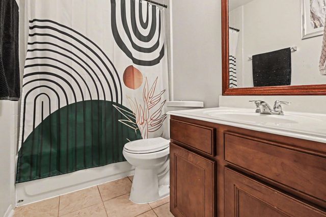 4710 Lake Rim Drive, Alvin, TX 77511