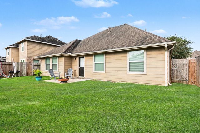 4710 Lake Rim Drive, Alvin, TX 77511