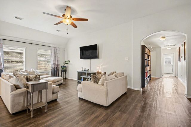 4710 Lake Rim Drive, Alvin, TX 77511