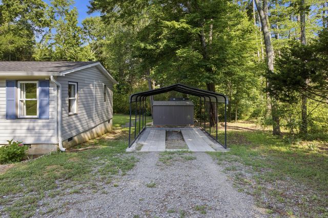 1713 Santa Barbara Circle, Soddy Daisy, TN 37379