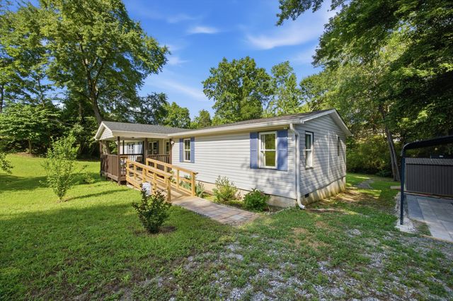 1713 Santa Barbara Circle, Soddy Daisy, TN 37379
