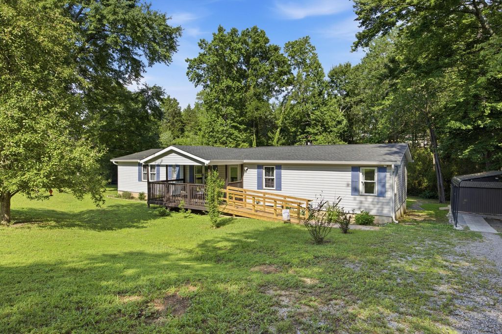 1713 Santa Barbara Circle, Soddy Daisy, TN 37379
