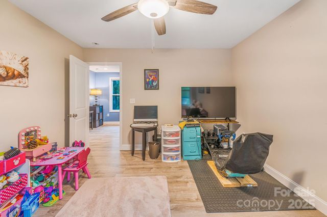 107 Mears Ridge Drive, Asheville, NC 28806