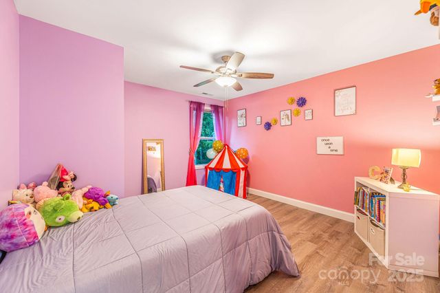 107 Mears Ridge Drive, Asheville, NC 28806