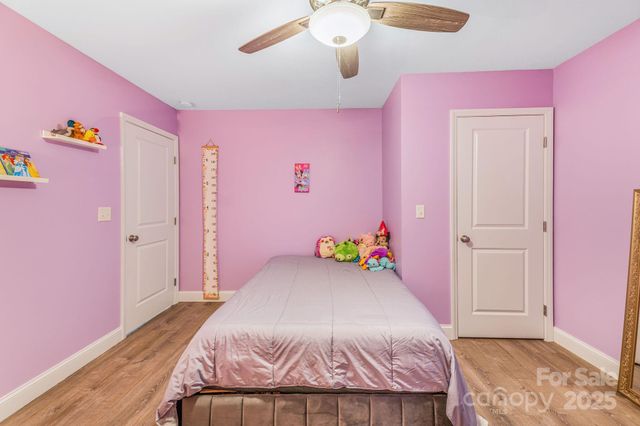 107 Mears Ridge Drive, Asheville, NC 28806