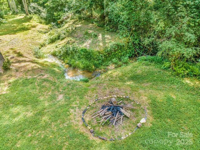 107 Mears Ridge Drive, Asheville, NC 28806