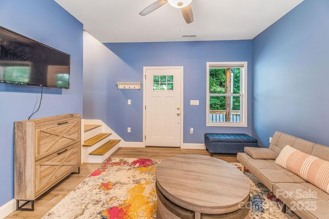 107 Mears Ridge Drive, Asheville, NC 28806