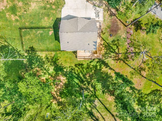 107 Mears Ridge Drive, Asheville, NC 28806