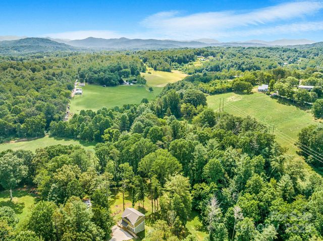 107 Mears Ridge Drive, Asheville, NC 28806