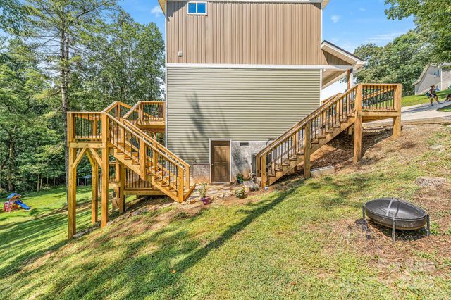 107 Mears Ridge Drive, Asheville, NC 28806